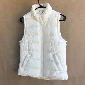 aerie fit puffer vest - small - white